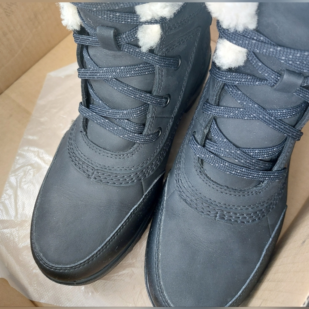 Size 7.5 Sorel Tivoli Winter Boots Runs Small!! Fits Like 6.5-7 - Picture 7 of 16